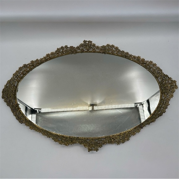 Vintage Large Oval Filigree Vanity / Perfume Mirror Tray - Picture 5 of 8